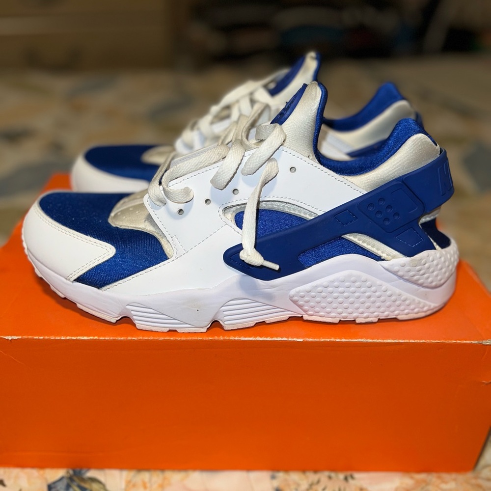 Nike Men’s Huaraches Sz 11 🔥